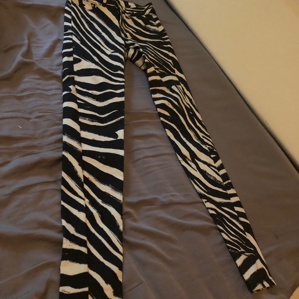 H&M Zebra style jeans